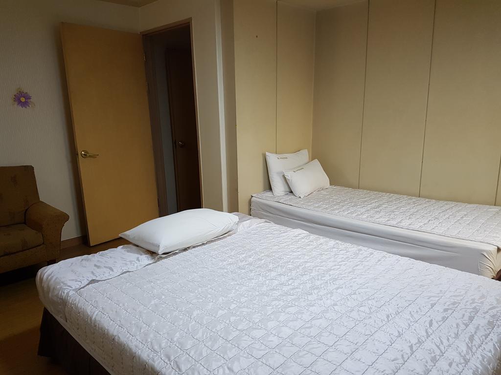 New Boolim Tourist Hotel Σεούλ Δωμάτιο φωτογραφία