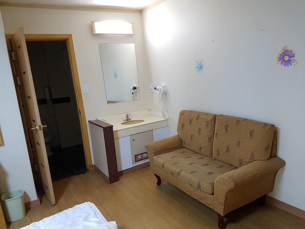 New Boolim Tourist Hotel Σεούλ Δωμάτιο φωτογραφία